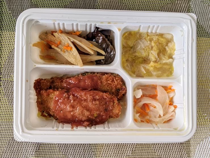 イワシフライ梅ソースかけ弁当