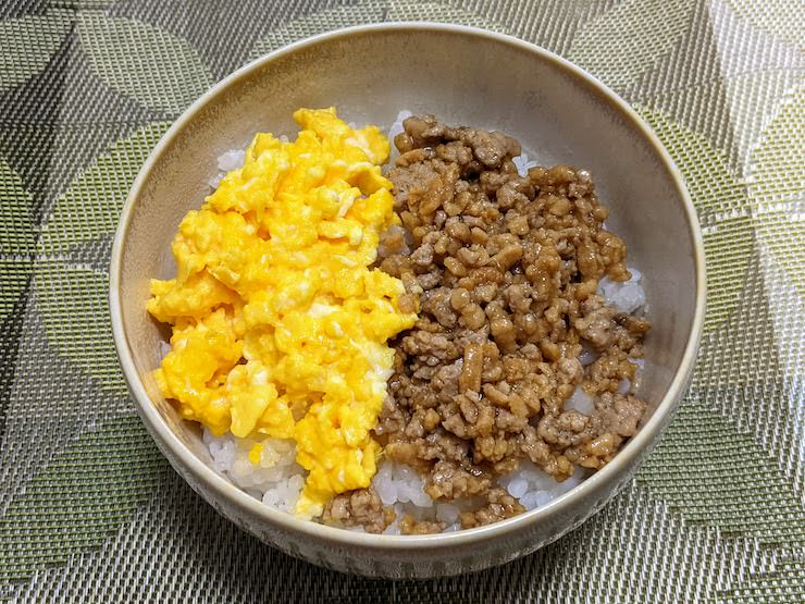 低たんぱくミート入りそぼろ丼