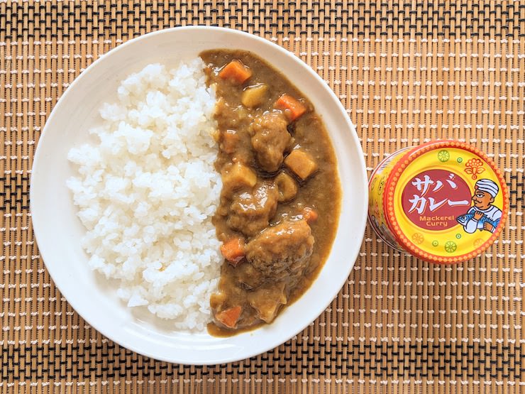 信田缶詰のサバカレー