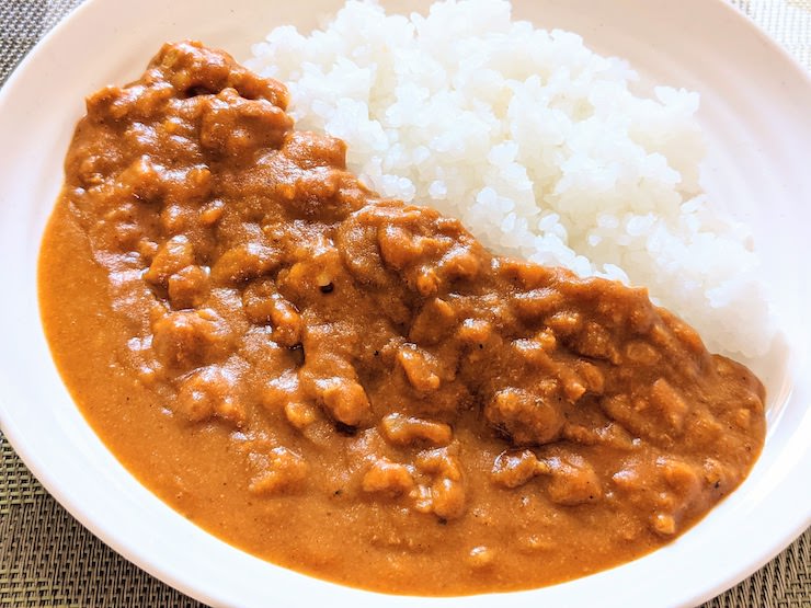 キーマカレーには鶏ひき肉が沢山入っています